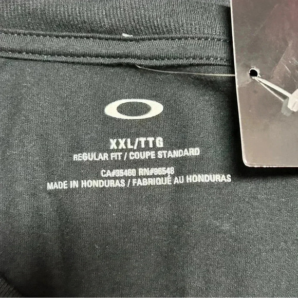 Oakley Short Sleeve Crewneck Tee - Picture 3 of 4